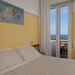 Отель Sympathy Family 3*