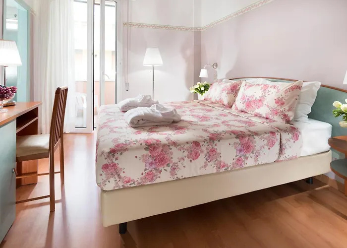 Sympathy Family Hotel Otel 3*