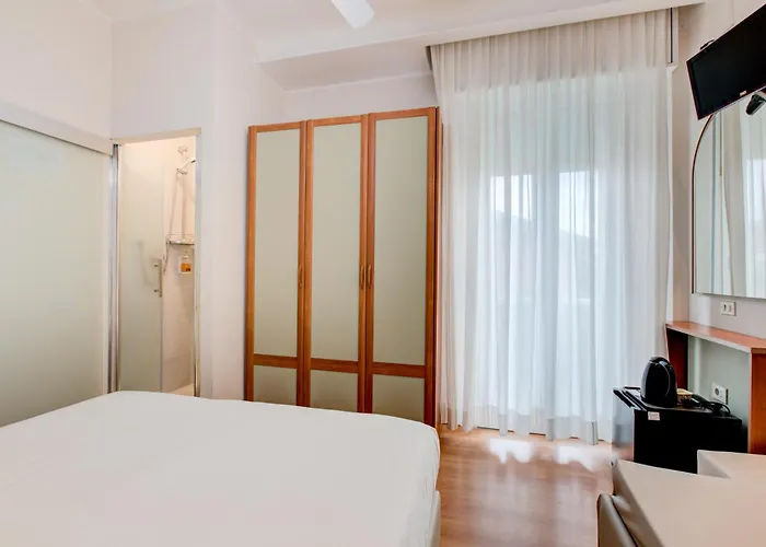 Sympathy Family Hotel 3*