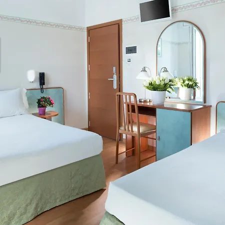 Sympathy Family Hotel Szálloda