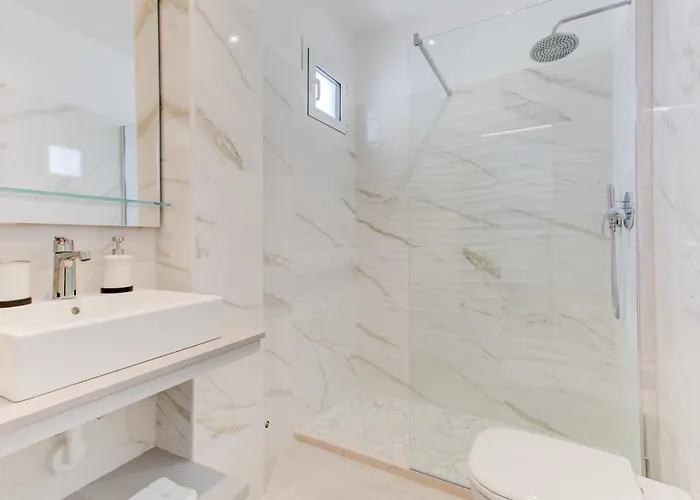 Sympathy Family 酒店 3*